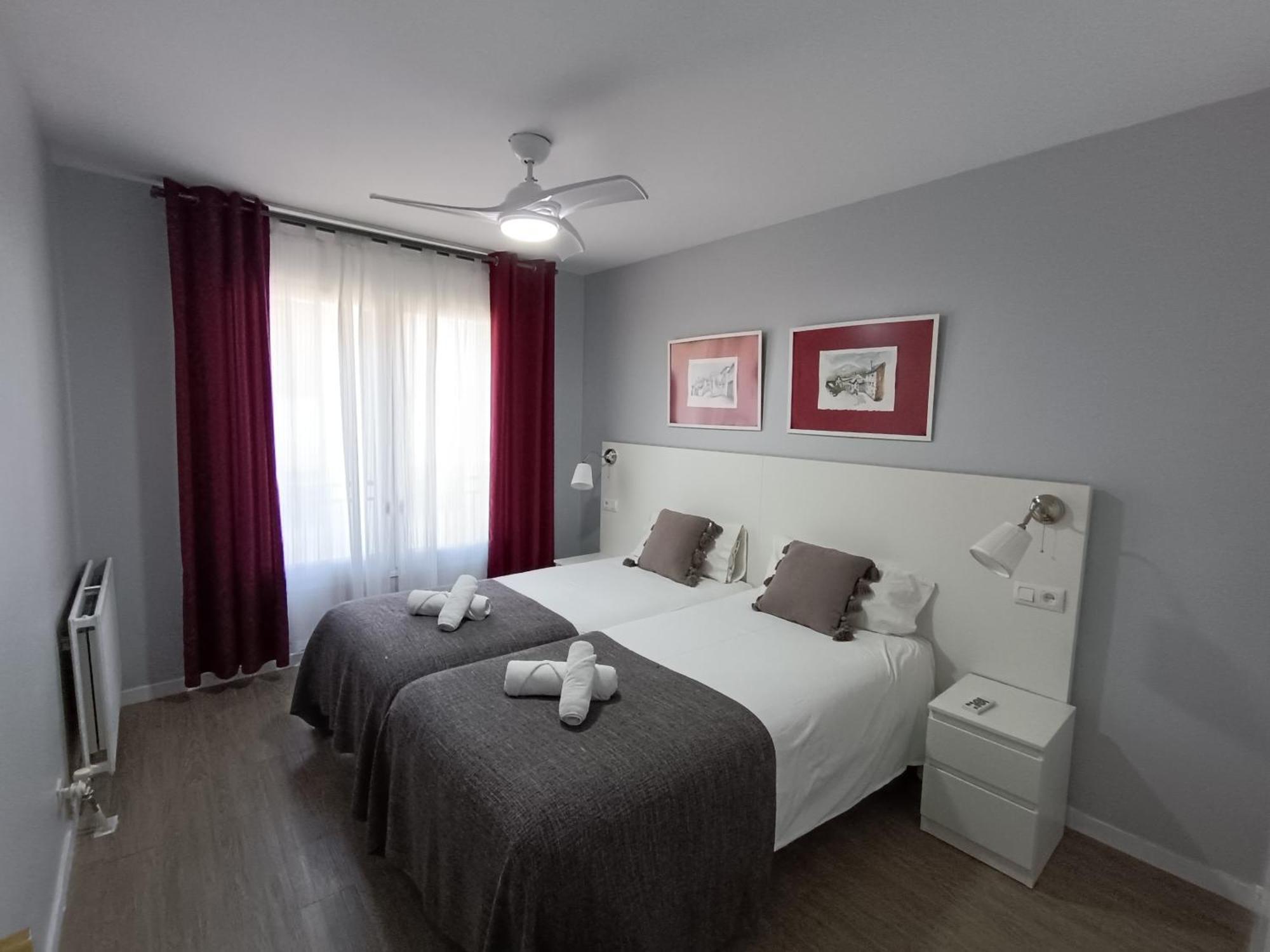 Suitedreams - Av. Fener Andorra la Vella Buitenkant foto