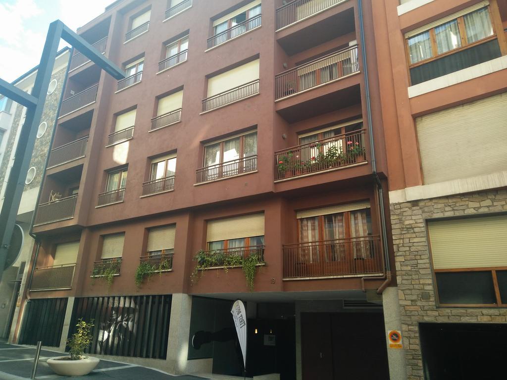 Suitedreams - Av. Fener Andorra la Vella Buitenkant foto